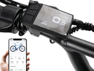 Roulez plus intelligemment avec Bluetooth Restez connecté grâce au Bluetooth intégré : associez votre Vortex à l'application mobile pour suivre la vitesse, la distance, l'état de la batterie et plus encore, le tout en temps réel.